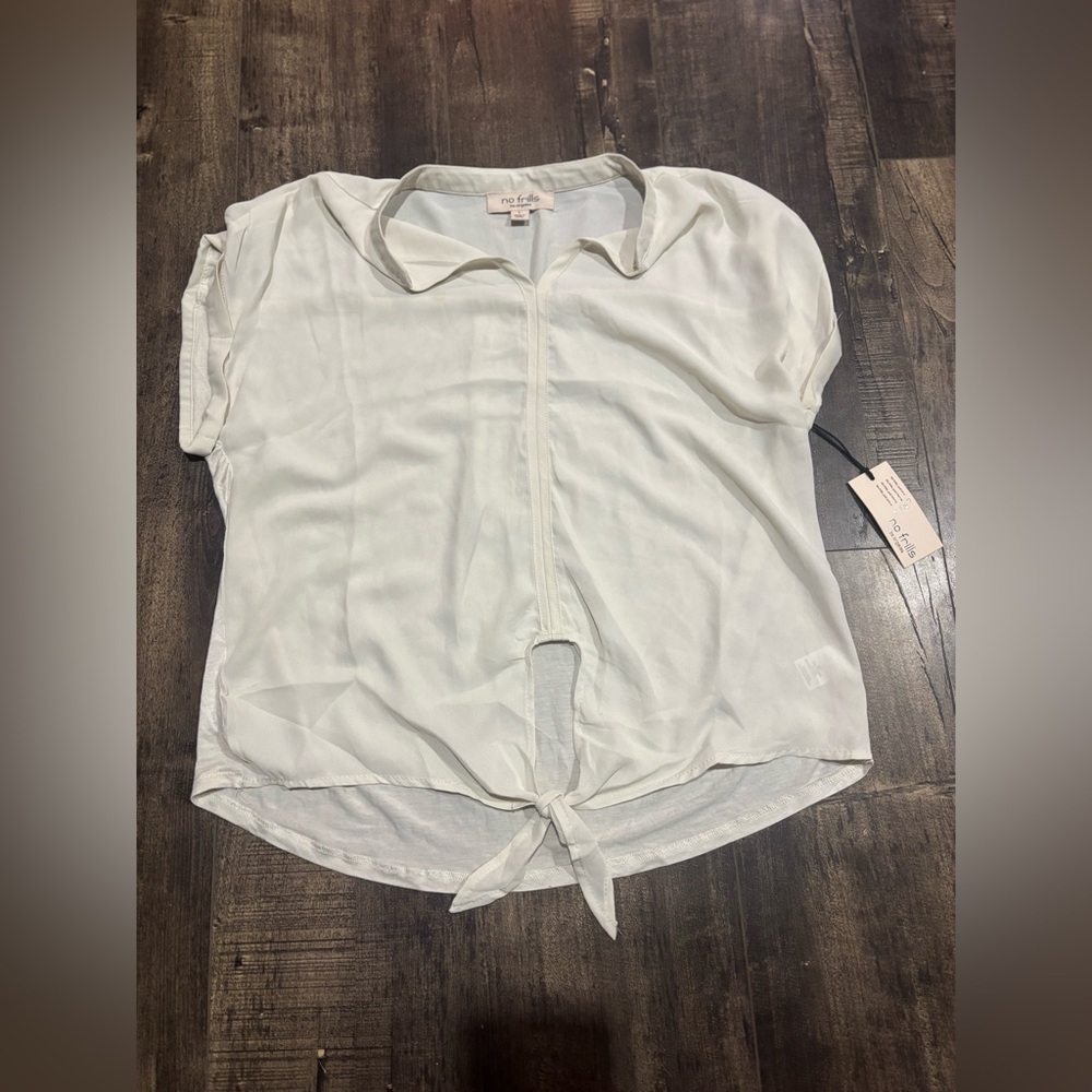 🎉4/30$🎉No Frills White  Tie-Front Women's Top